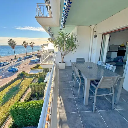 Moderne Vue Mer&terrasse *